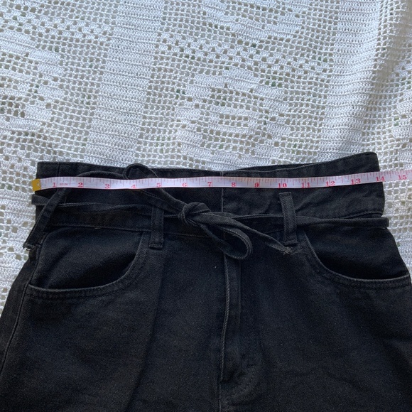 Black Denim Shorts Urban Planet - Picture 2 of 5